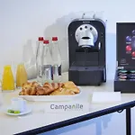 Hotel Campanile Versailles 3*