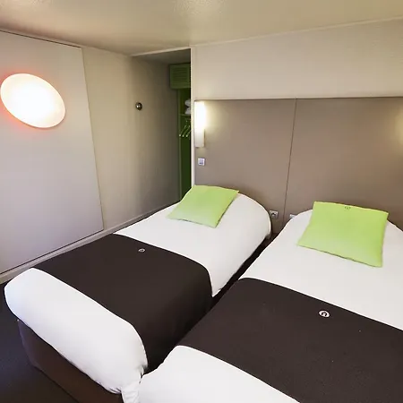 Campanile Versailles Buc 3*