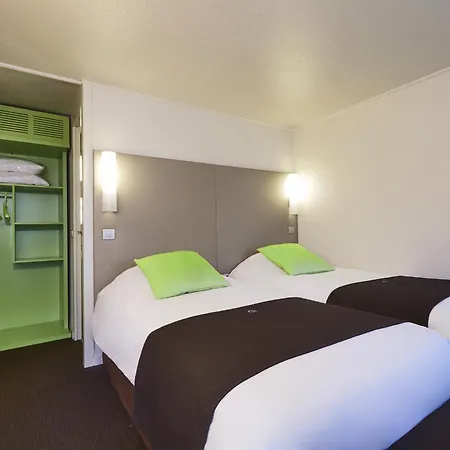 Hotel Campanile Versailles 3*