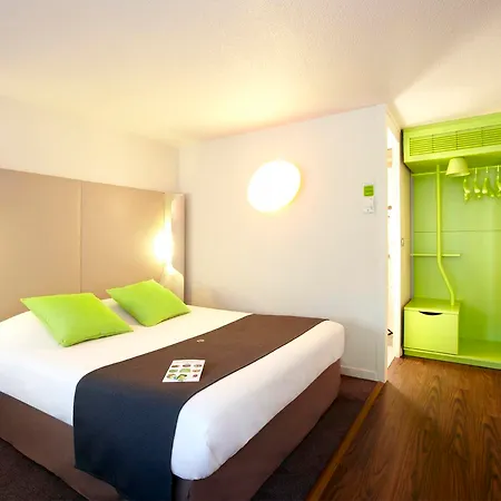 Campanile Versailles Buc Hotel 3*