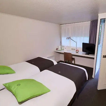 Campanile Versailles Hotel