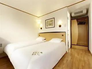 巴克凡尔赛钟楼酒店