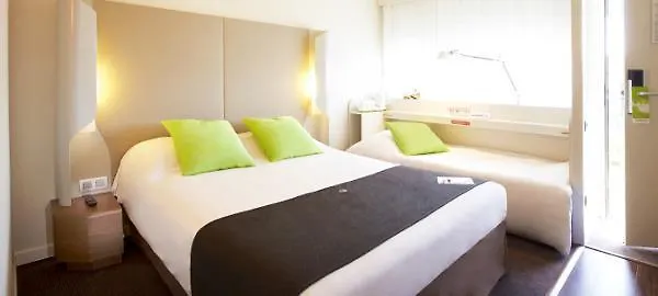Hotel Campanile Versailles 3*