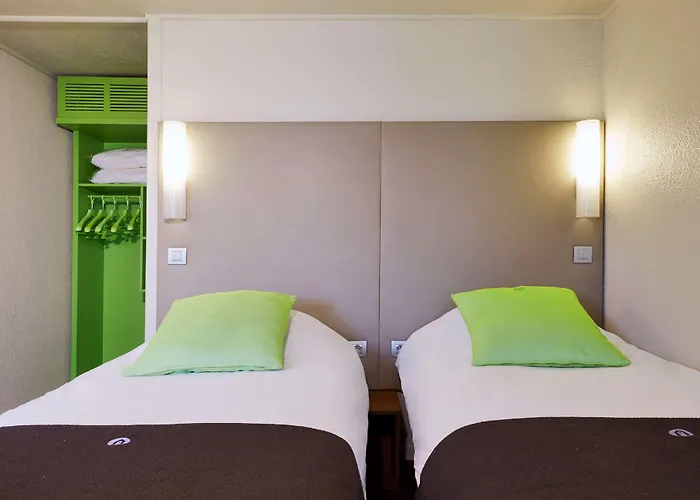 Campanile Versailles Hotel